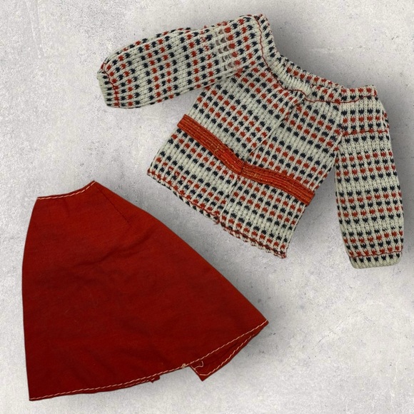 Vintage Barbie 1977 Best Buy Fashion Outfit #9628 Red Skirt & Long Sleeve Blouse - Picture 6 of 12
